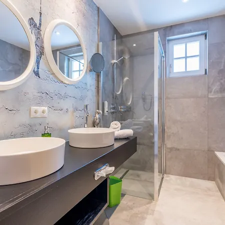 Hotel Flachauerhof 4*