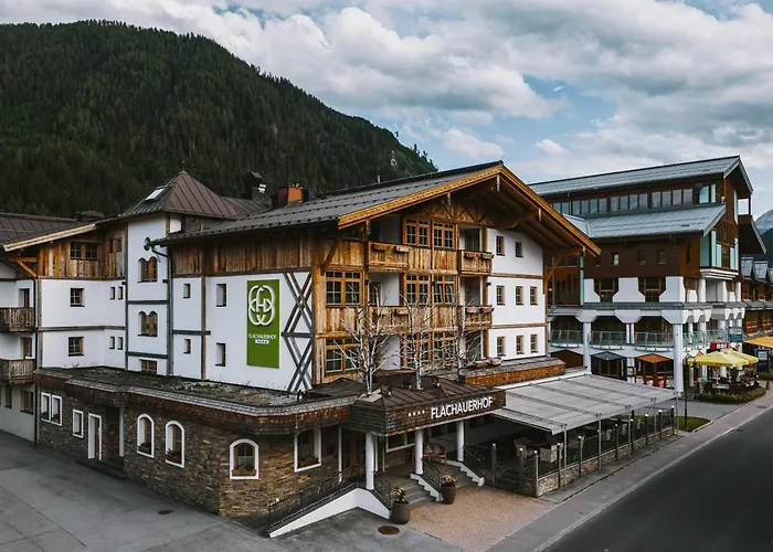 ホテル Flachauerhof